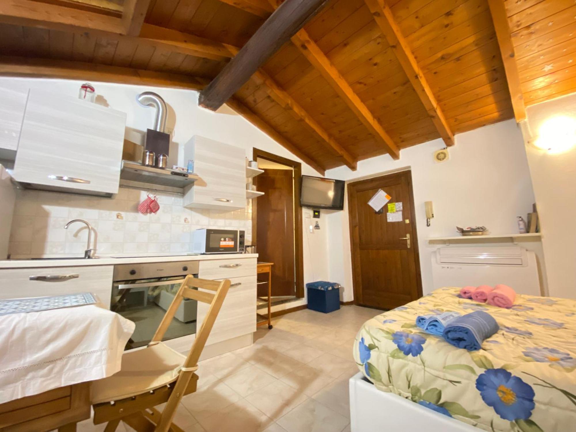 베르가모 La Casa Del Sole 아파트 외부 사진