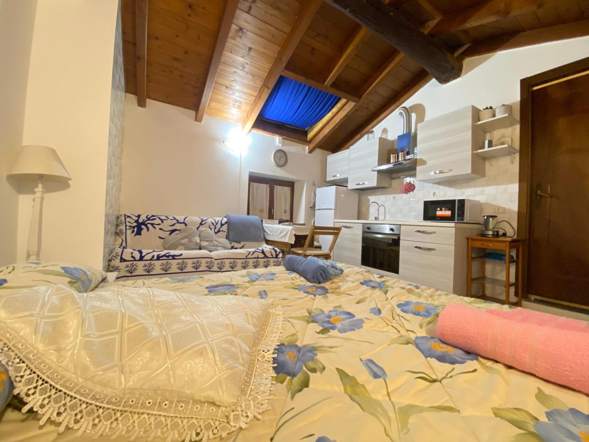 베르가모 La Casa Del Sole 아파트 외부 사진